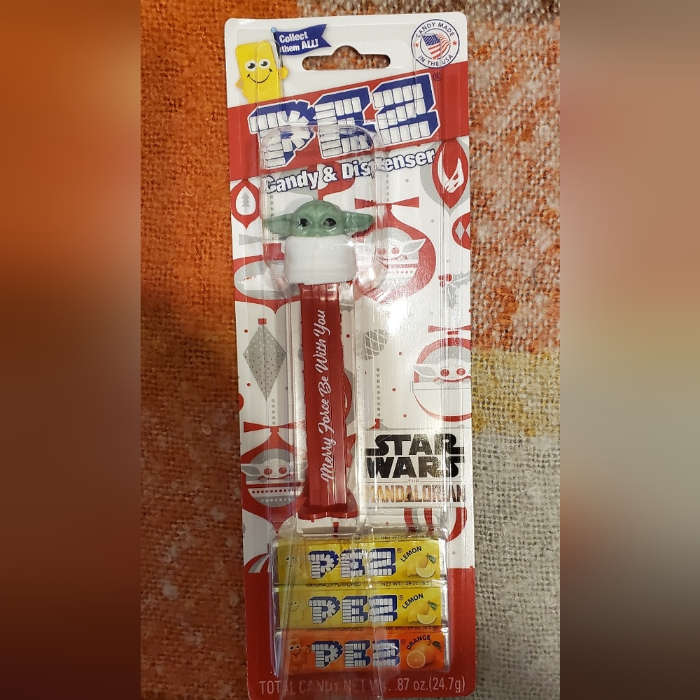 Pez candy dispenser Mandalorian